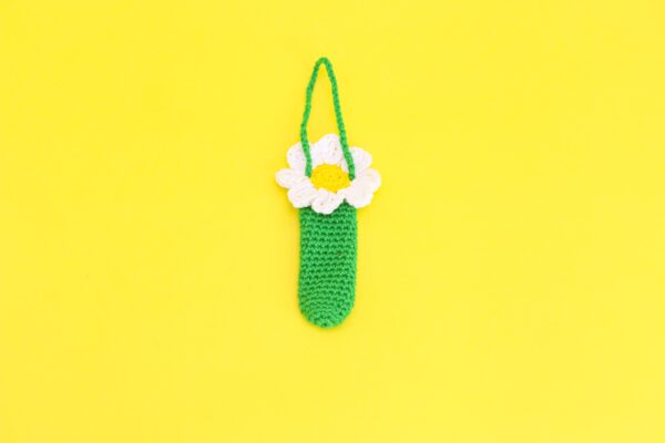 Crochet Lip-balm Holder (one piece) White